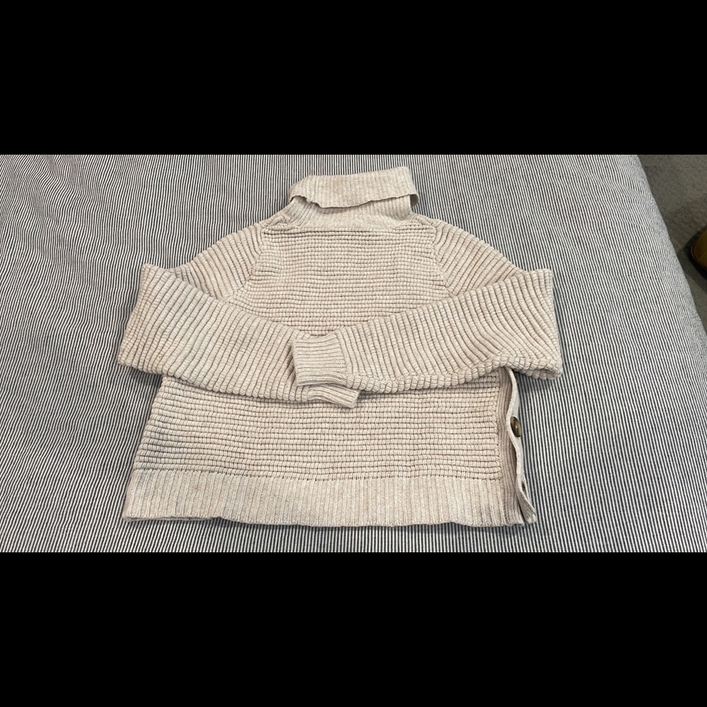 Madewell side button turtle neck sweater in size small - Picture 3 of 5